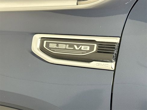 Used 2019 GMC Sierra 1500 SLT w/ SLT Premium Plus Package image 11