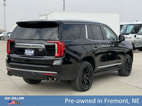Used 2023 GMC Yukon Denali w/ Denali Reserve Package image 4