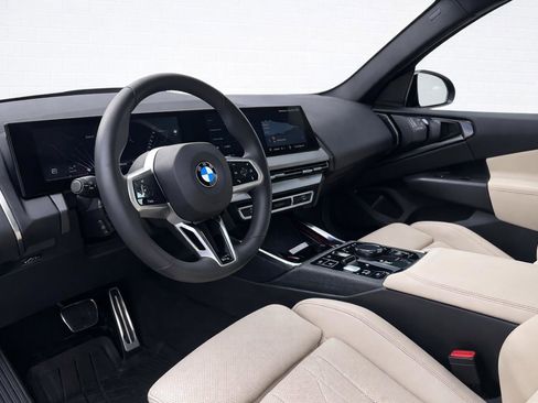 Certified 2025 BMW X3 xDrive30i w/ M Sport Package image 2