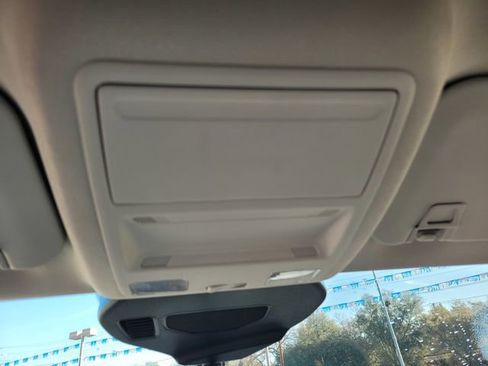 Certified 2022 Ford Escape SE image 21