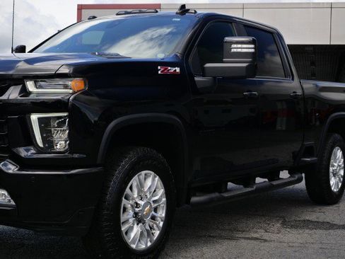 Used 2022 Chevrolet Silverado 2500 LTZ w/ LTZ Plus Package AWD/4WD image 33