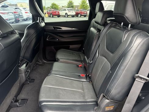 Used 2023 INFINITI QX60 Luxe w/ Performance Audio Package FWD image 5