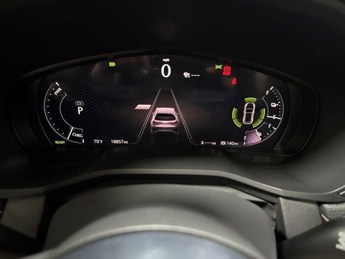 Used 2025 MAZDA CX-70 Plug-In Hybrid w/ Premium Pkg AWD/4WD image 17