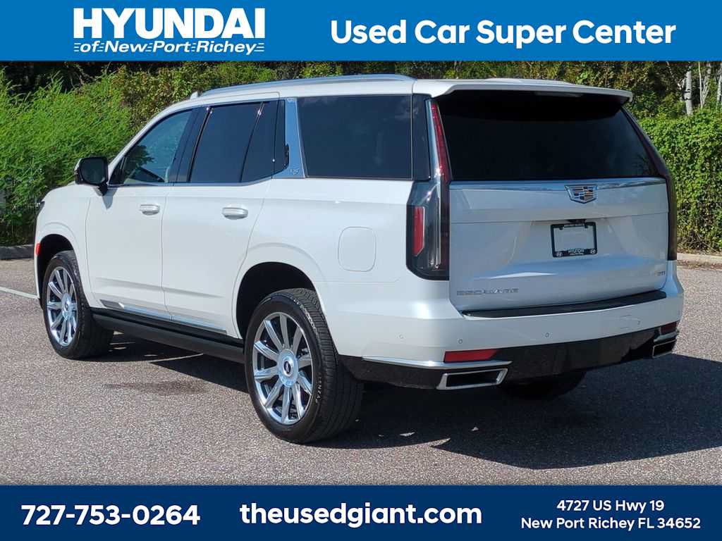 Used 2024 Cadillac Escalade Premium Luxury Platinum w/ Heavy-Duty Trailer Package AWD/4WD image 3