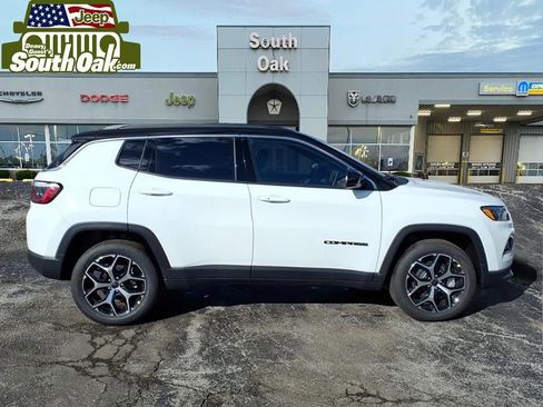 New 2026 Jeep Compass Limited image 2