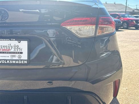 Used 2025 Toyota Corolla SE image 9