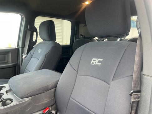 Used 2024 RAM 3500 Tradesman w/ Chrome Appearance Group image 8