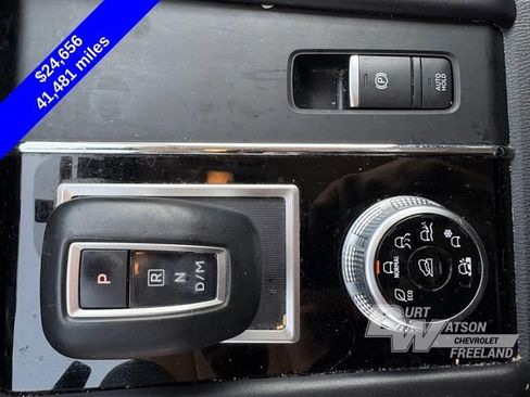 Used 2024 Mitsubishi Outlander SE AWD/4WD image 20