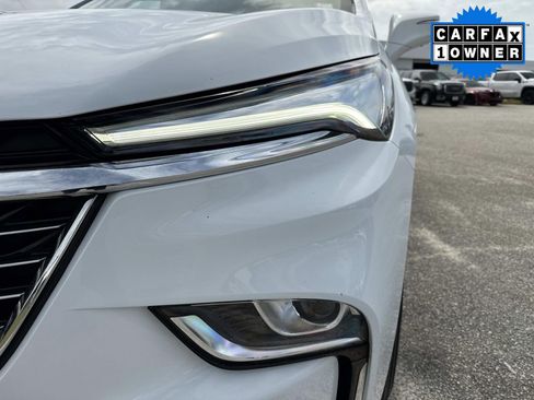 Used 2024 Buick Enclave Premium image 10