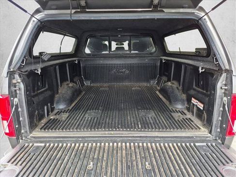 Used 2018 Ford F150 Lariat w/ Equipment Group 502A Luxury AWD/4WD image 5