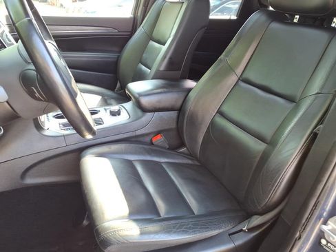 Used 2021 Jeep Grand Cherokee Limited AWD/4WD image 14