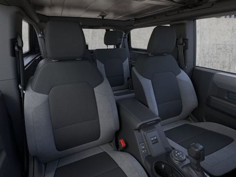 New 2025 Ford Bronco 2-Door w/ Sasquatch Package AWD/4WD image 10