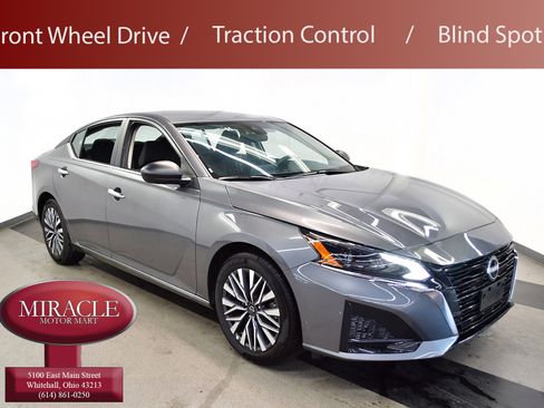 Used 2025 Nissan Altima 2.5 SV FWD image 1