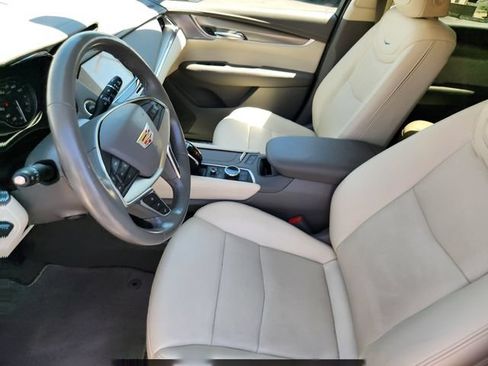 Certified 2024 Cadillac XT5 Premium Luxury w/ Technology Package AWD/4WD image 9