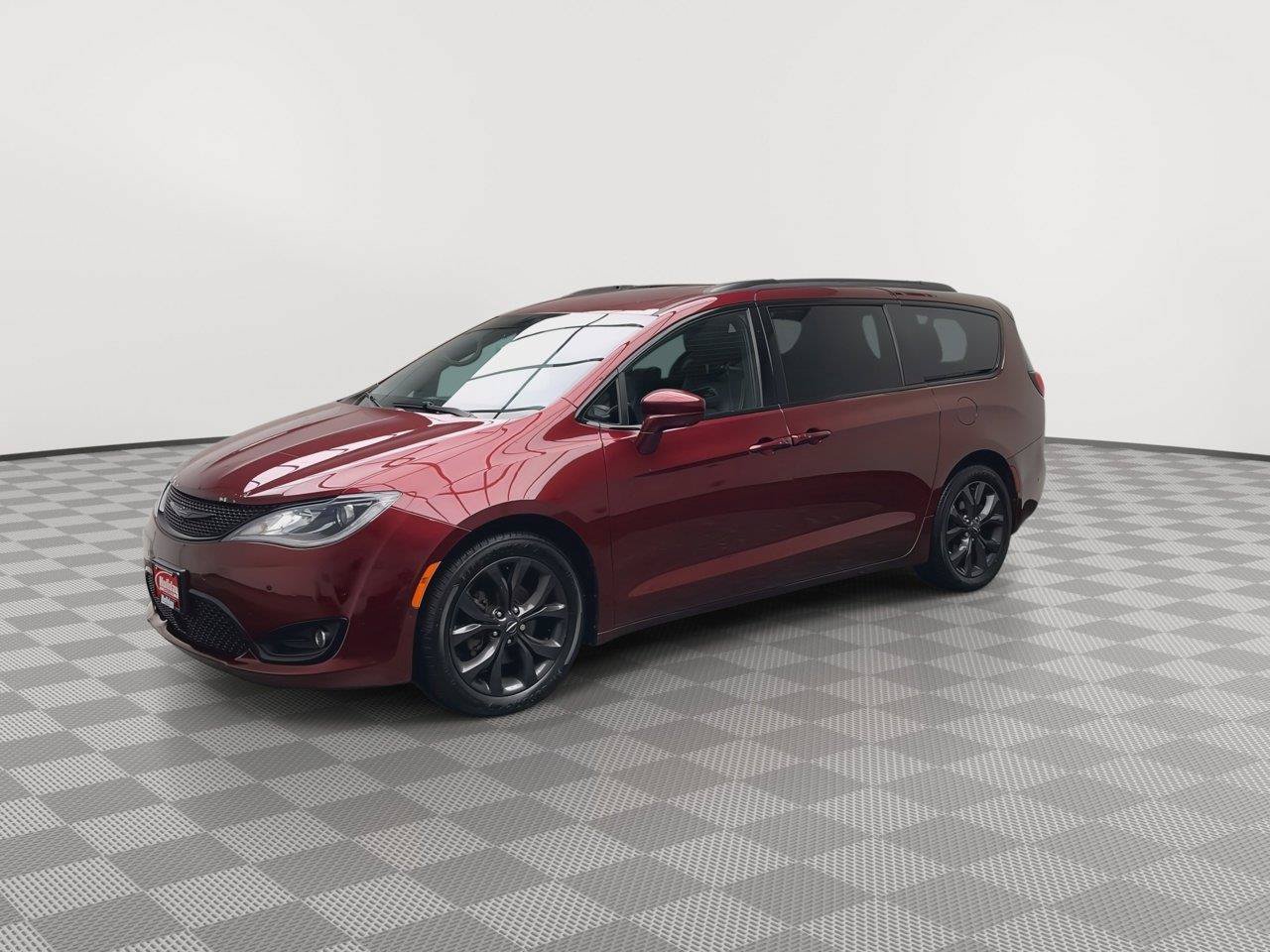 Used 2018 Chrysler Pacifica Touring-L Plus FWD image 36