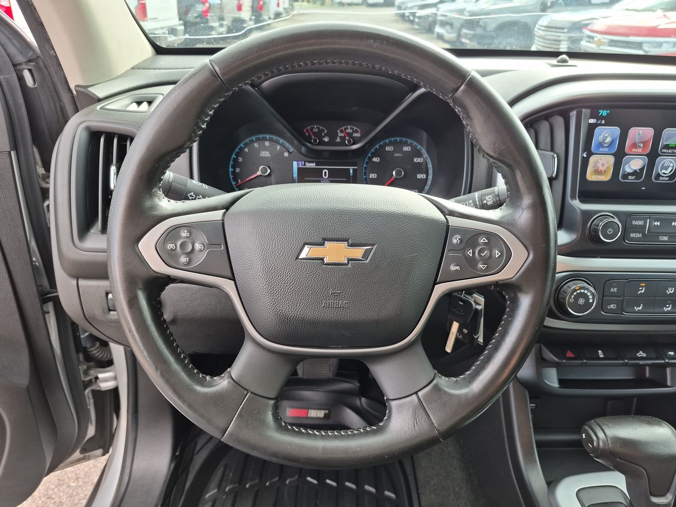 Used 2018 Chevrolet Colorado LT w/ LT Convenience Package RWD image 16