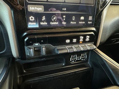 Used 2022 RAM 3500 Laramie image 26