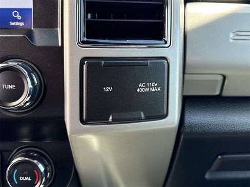 Used 2021 Ford F250 Lariat w/ FX4 Off-Road Package image 24