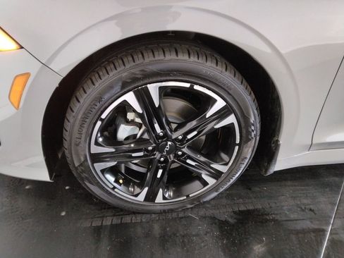 Used 2023 Kia K5 GT-Line image 40