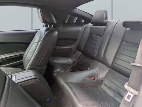 Used 2011 Ford Mustang GT Premium w/ Electronics Pkg RWD image 12