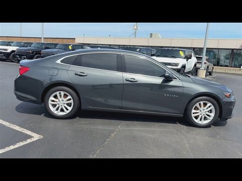 Certified 2018 Chevrolet Malibu LT FWD image 9
