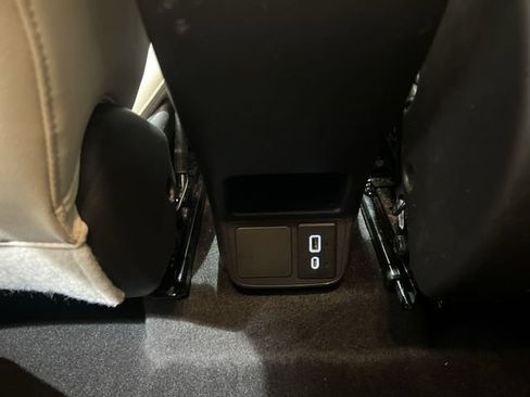 Used 2024 Buick Encore GX Preferred w/ Comfort Package FWD image 19