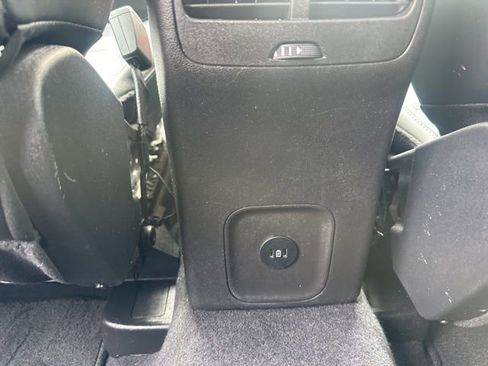 Used 2025 Ford Escape Platinum image 14