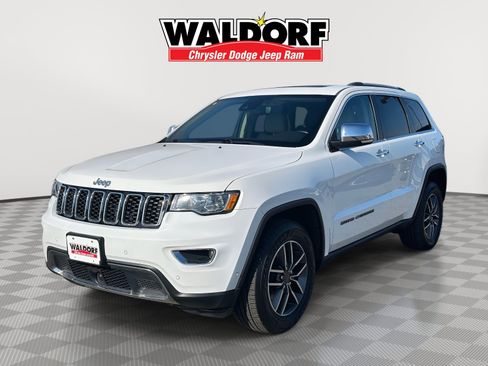 Used 2019 Jeep Grand Cherokee Limited image 3