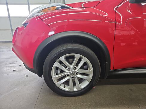 Used 2016 Nissan Juke SV w/ Technology Package AWD/4WD image 13