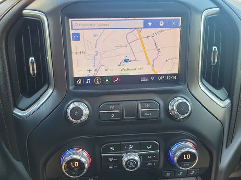 Used 2019 GMC Sierra 1500 AT4 w/ AT4 Premium Package AWD/4WD image 27