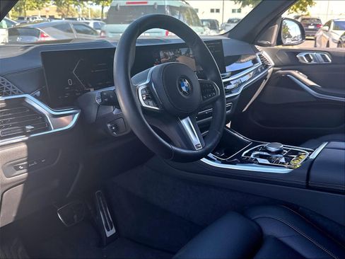 Used 2026 BMW X5 xDrive40i w/ M Sport Package AWD/4WD image 18