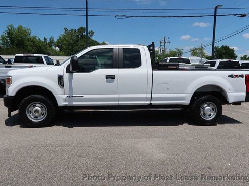 Used 2021 Ford F250 XL w/ Power Equipment Group AWD/4WD image 2