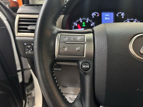 Used 2018 Lexus GX 460 image 14