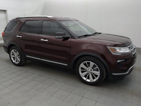 Used 2018 Ford Explorer Limited w/ Equipment Group 301A FWD image 11