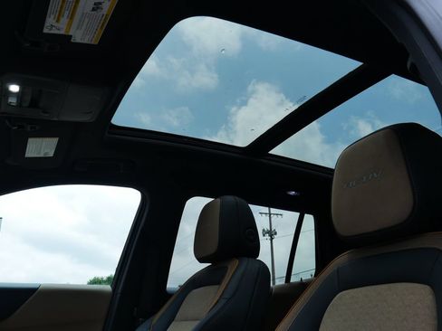 New 2027 Chevrolet Equinox ACTIV w/ Safety and Technology Package AWD/4WD image 39