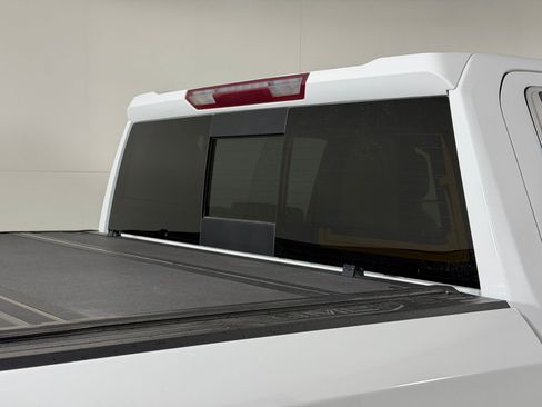 Used 2022 GMC Sierra 1500 SLT AWD/4WD image 22