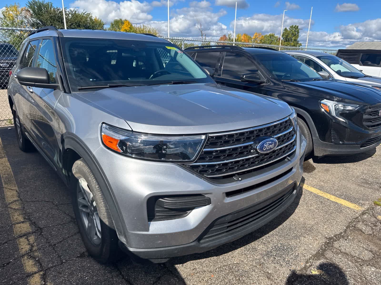 Used 2021 Ford Explorer XLT AWD/4WD image 6
