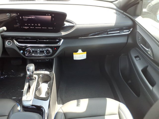 New 2026 Buick Envista Sport Touring w/ Convenience I Package FWD image 18