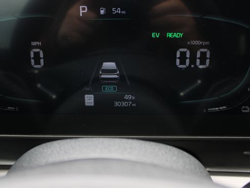 Used 2024 Kia Sportage EX w/ EX Premium Package image 19