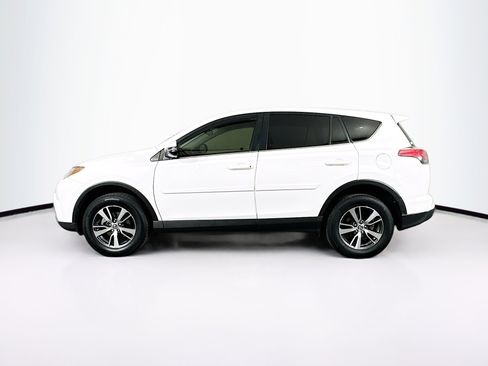 Used 2018 Toyota RAV4 XLE image 4