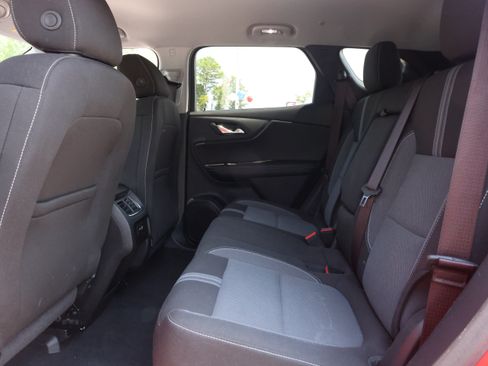 Used 2025 Chevrolet Blazer LT AWD/4WD image 13