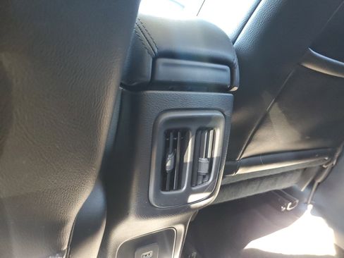 Used 2021 Jeep Compass Latitude image 13