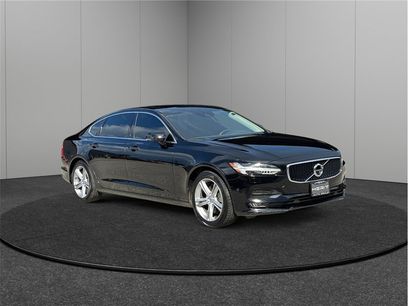 Used 2018 Volvo S90 T5 Momentum w/ Convenience Package