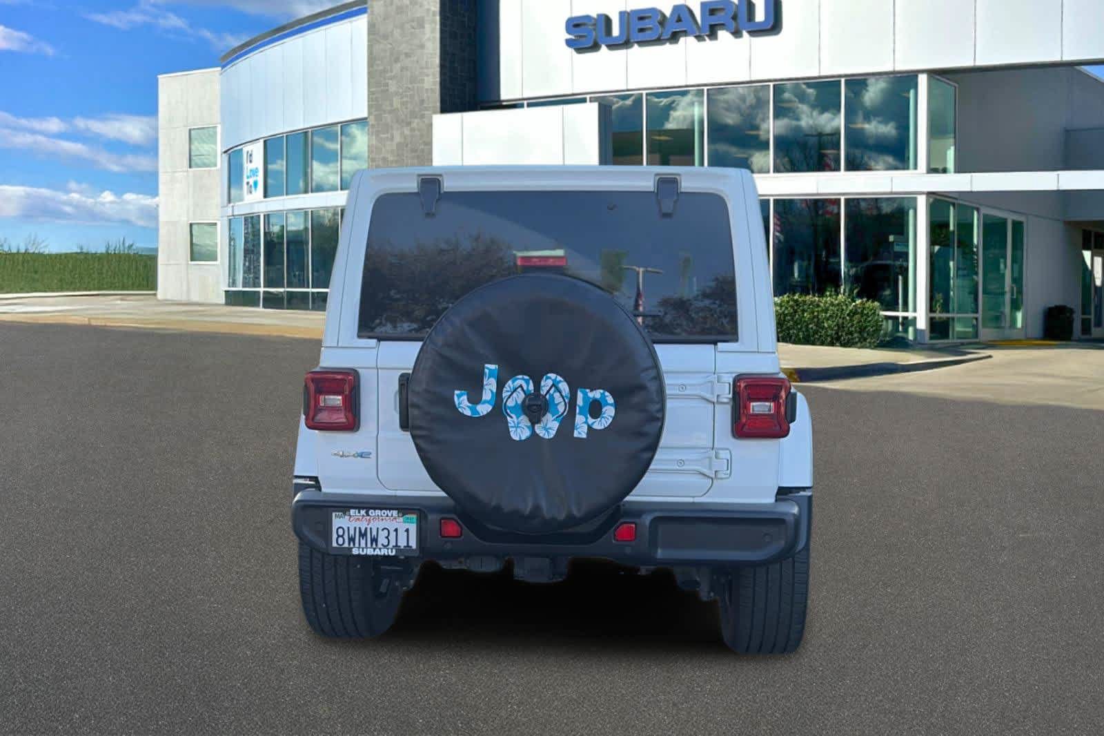 Used 2021 Jeep Wrangler Unlimited Sahara w/ Cold Weather Group AWD/4WD image 7