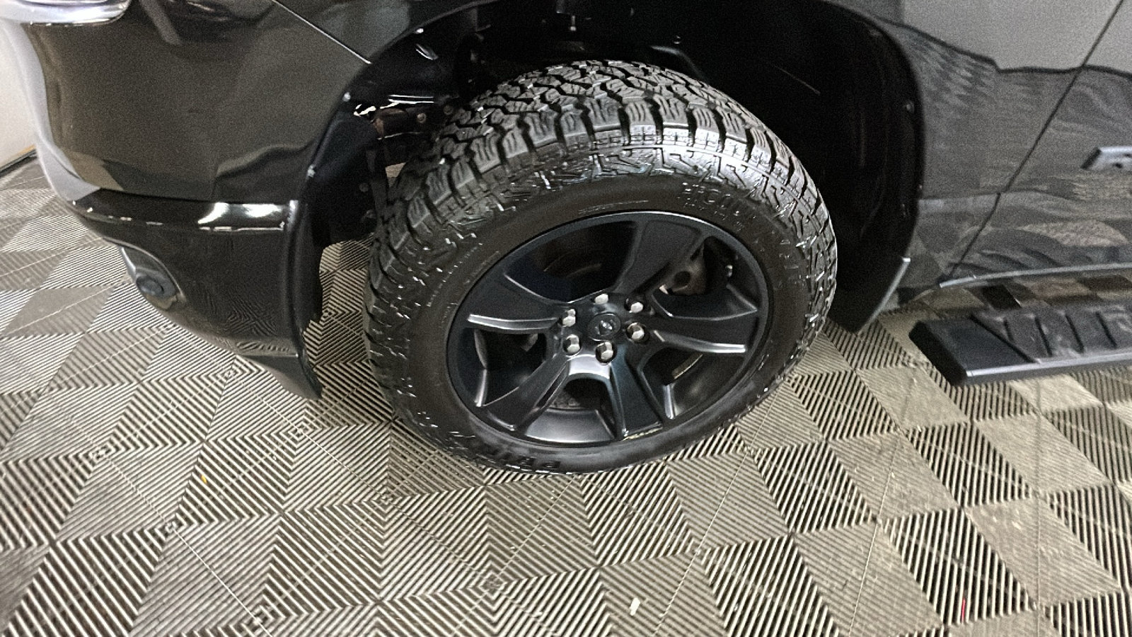 Used 2021 RAM 1500 Big Horn AWD/4WD image 11