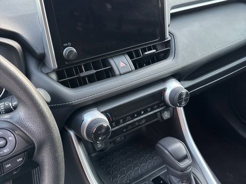 Used 2024 Toyota RAV4 XLE image 15