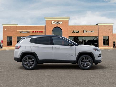 New 2026 Jeep Compass Limited AWD/4WD image 21