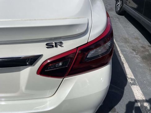 Used 2018 Nissan Altima 2.5 SR image 12