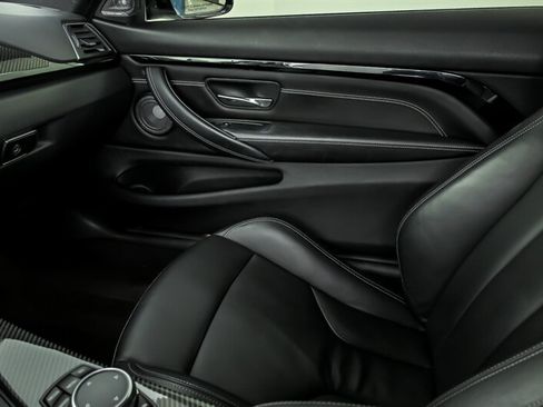 Used 2016 BMW M4 Coupe RWD image 32