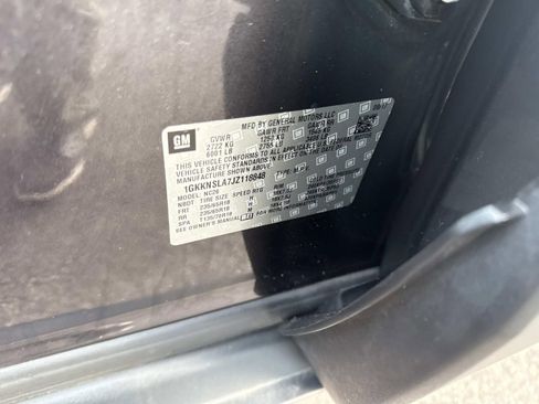 Used 2018 GMC Acadia SLE w/ Driver Alert Package I image 25